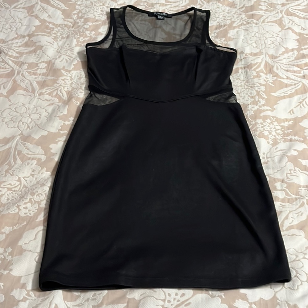 Women’s dress